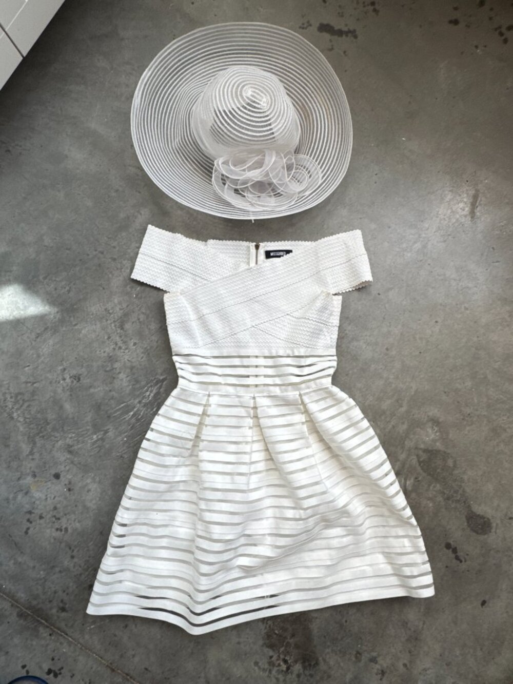 Missguided Derby Day Outfit//Bachelorette Outfit//Bridal Shower - Picture 2 of 16